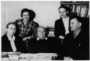 A.L. Abramova on the right, with Savicz-Ljubitskaya in the middle